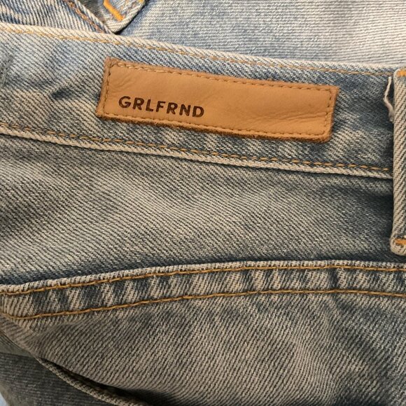 GRLFRND Helena Embroidered Button Fly Cropped Jeans Chelsea Hotel sz.25 - Picture 8 of 10